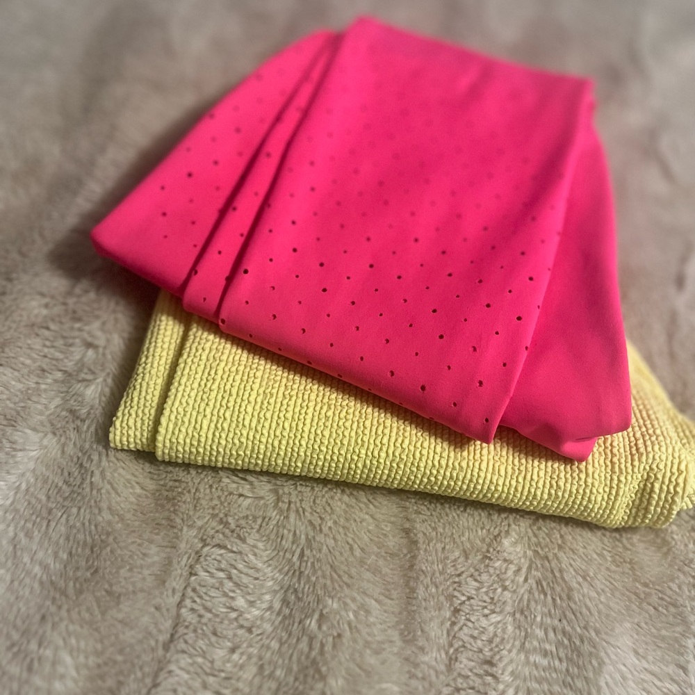 Lot 2 Buffbunny leggings Ribbed and Lazer cut